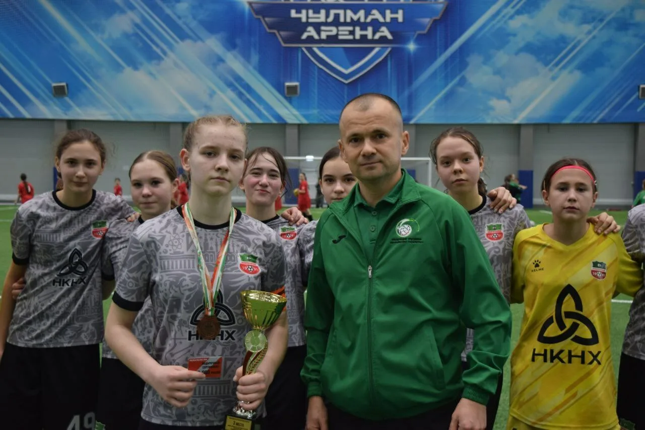 🖤💚ДЮСШ «Нефтехимик» проводит отбор девчонок 2017-2020 г.р.