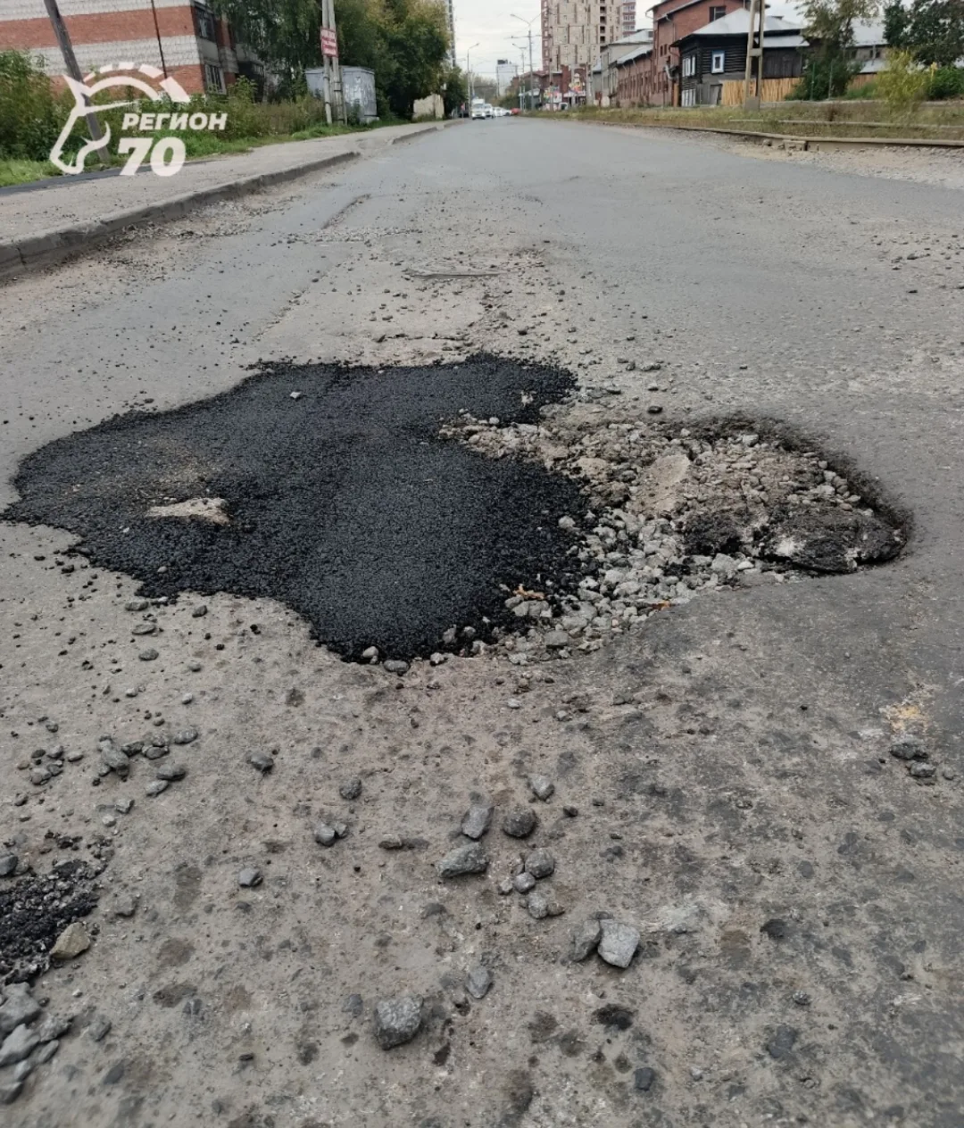 🗣️ От подписчика 🤯 К ямочному ремонту на улице Большая Подгорная есть два вопроса: