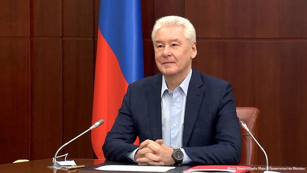 В день юбилея Группы ПОЛИПЛАСТИК поздравительный адрес коллективу компании направил мэр...