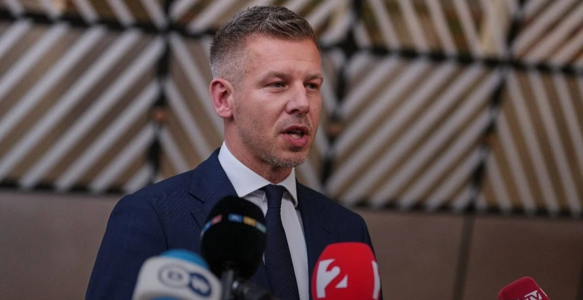 Венгрия заблокировала упоминание об ускоренном вступлении Украины в ЕС в итоговом заявлении саммита,