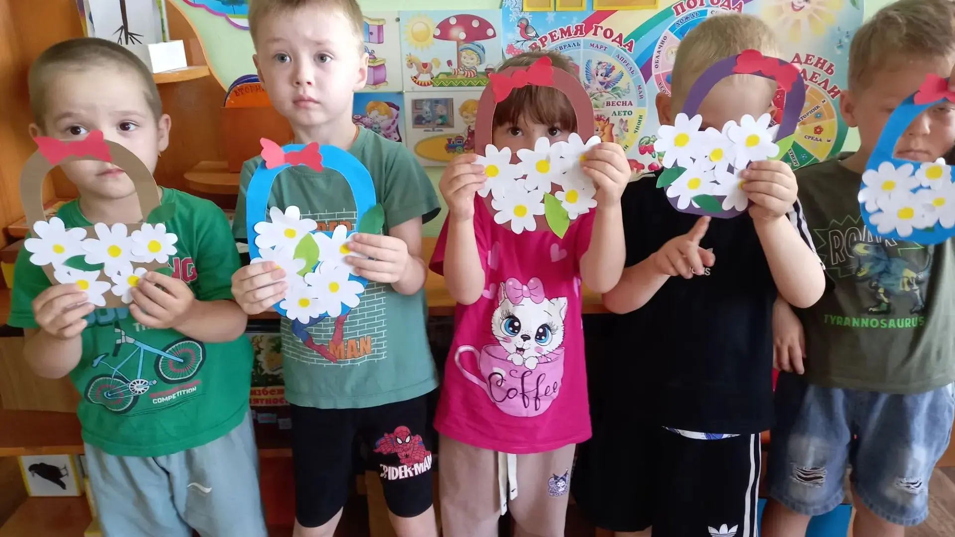 🌼 Ромашка — символ семьи, любви и верности, милой простоты и нежности. 🌼