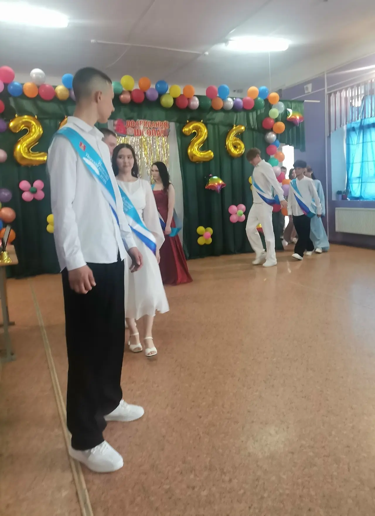 В нашей школе прозвенел Последний звонок для 9-х и 11-го класса🔔
