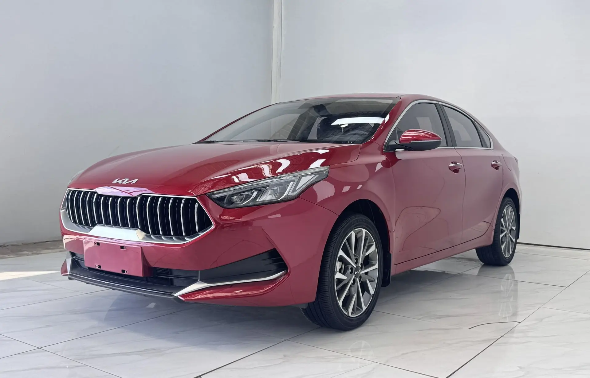 🚙В поисках седана? Каждый из этих автомобилей - до 2 млн рублей.