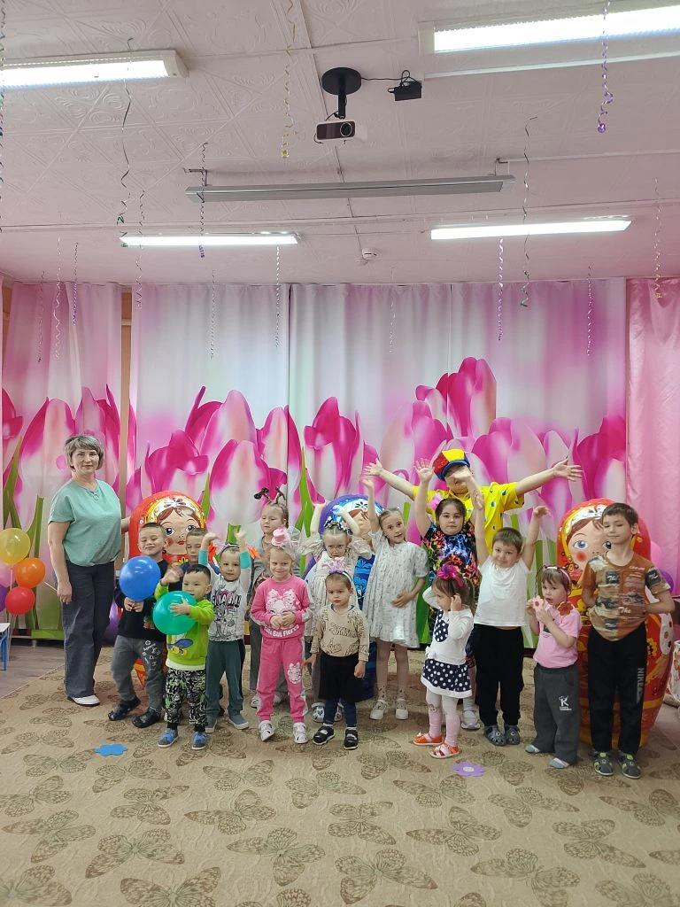 Поздравляем с днём защиты детей.