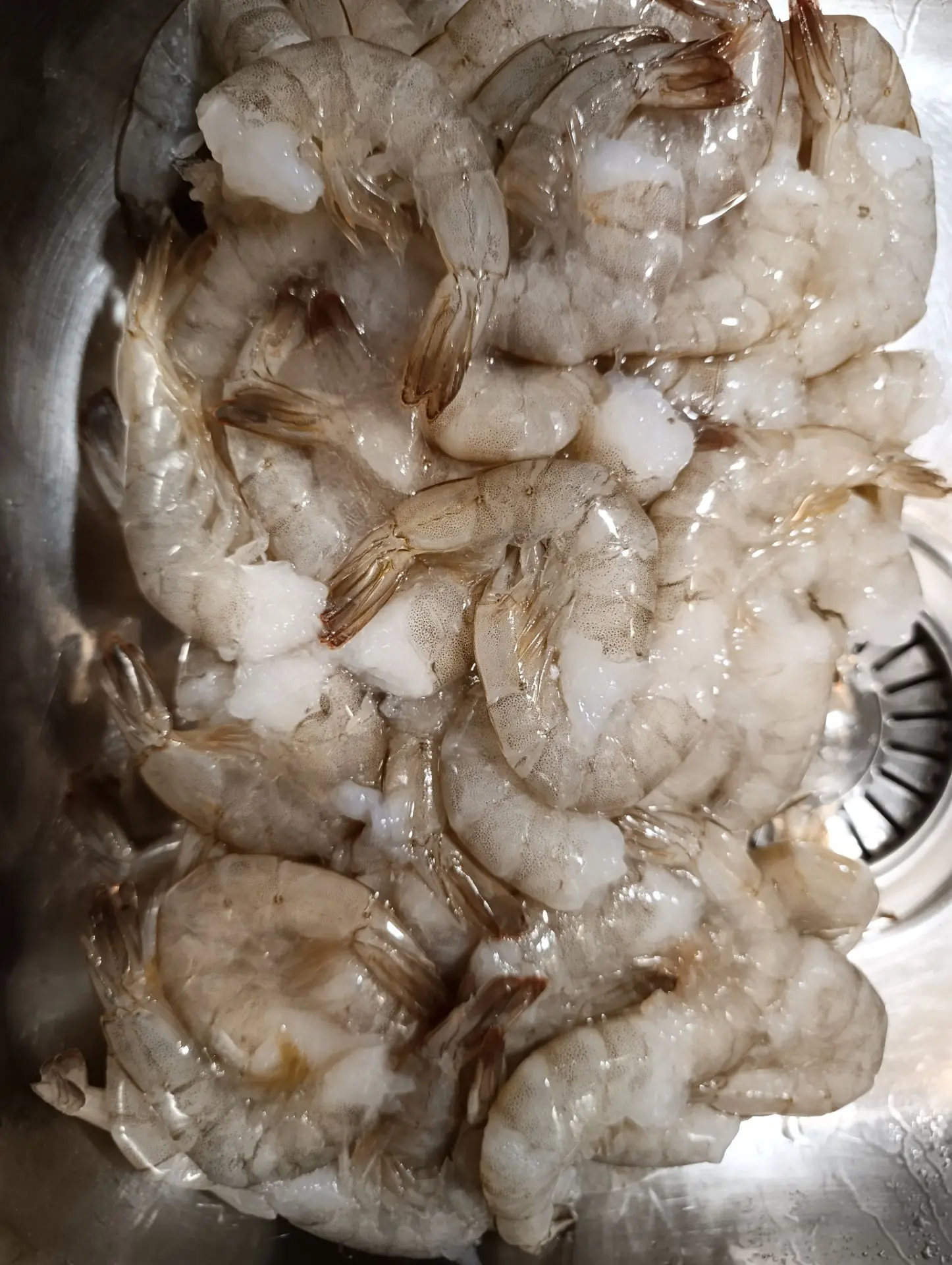 От креветок уже ничего не осталось кроме аромата, очень вкусные и мясистые