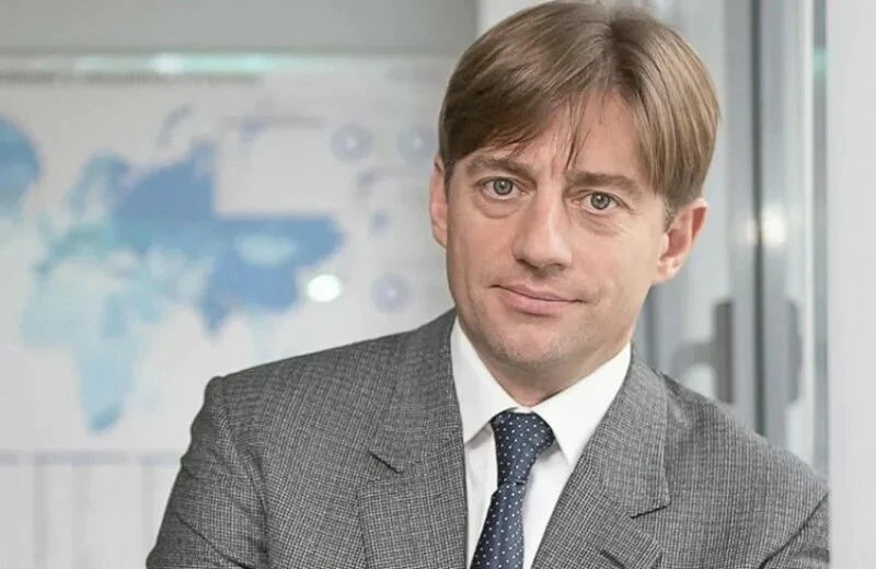 Поздравление в адрес Кирилла Липы от губернатора Сахалинской области Валерия Лимаренко:

Уважаемый К