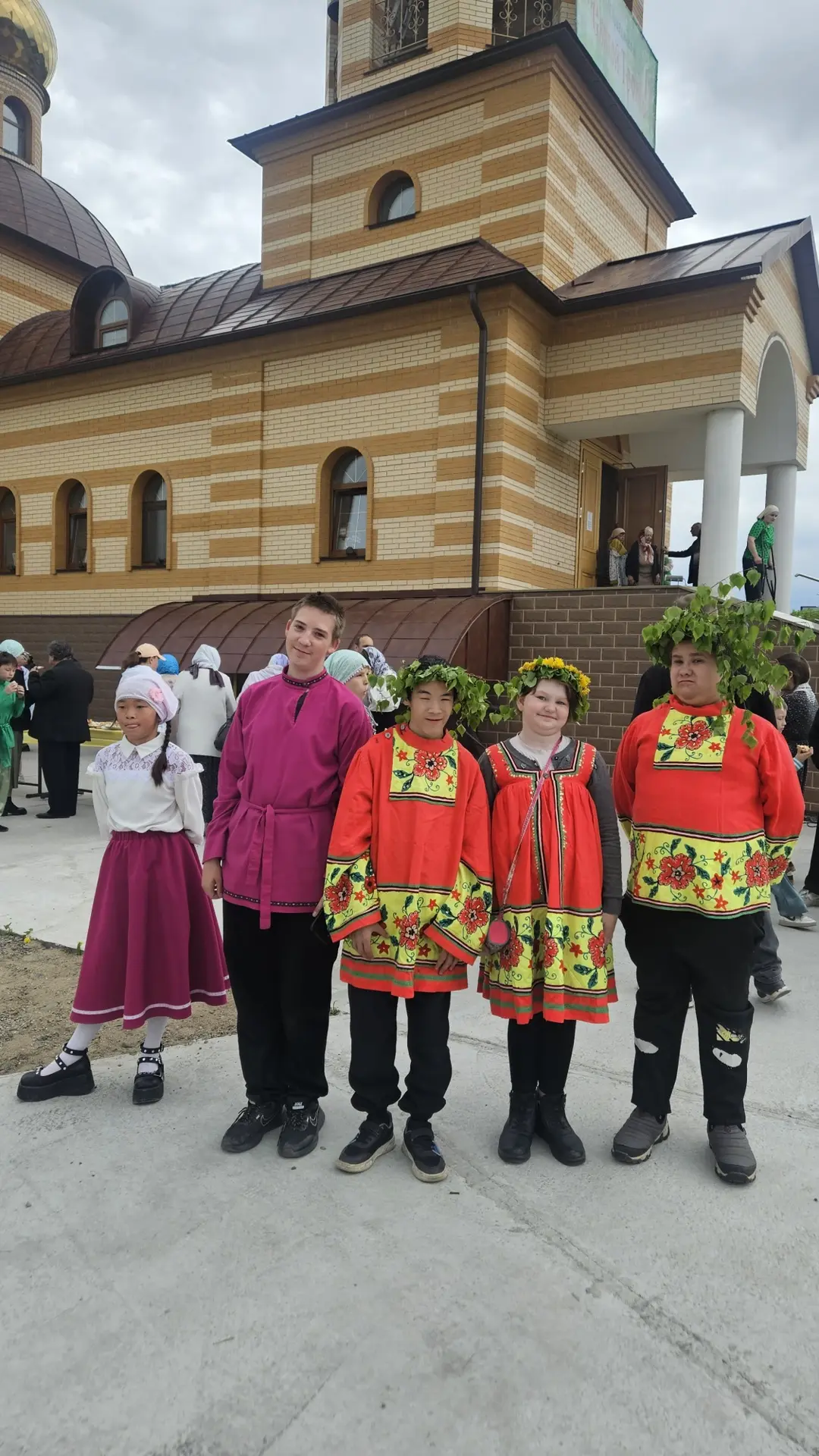 🌿 Светлый праздник Троицы в храме Александра Невского!