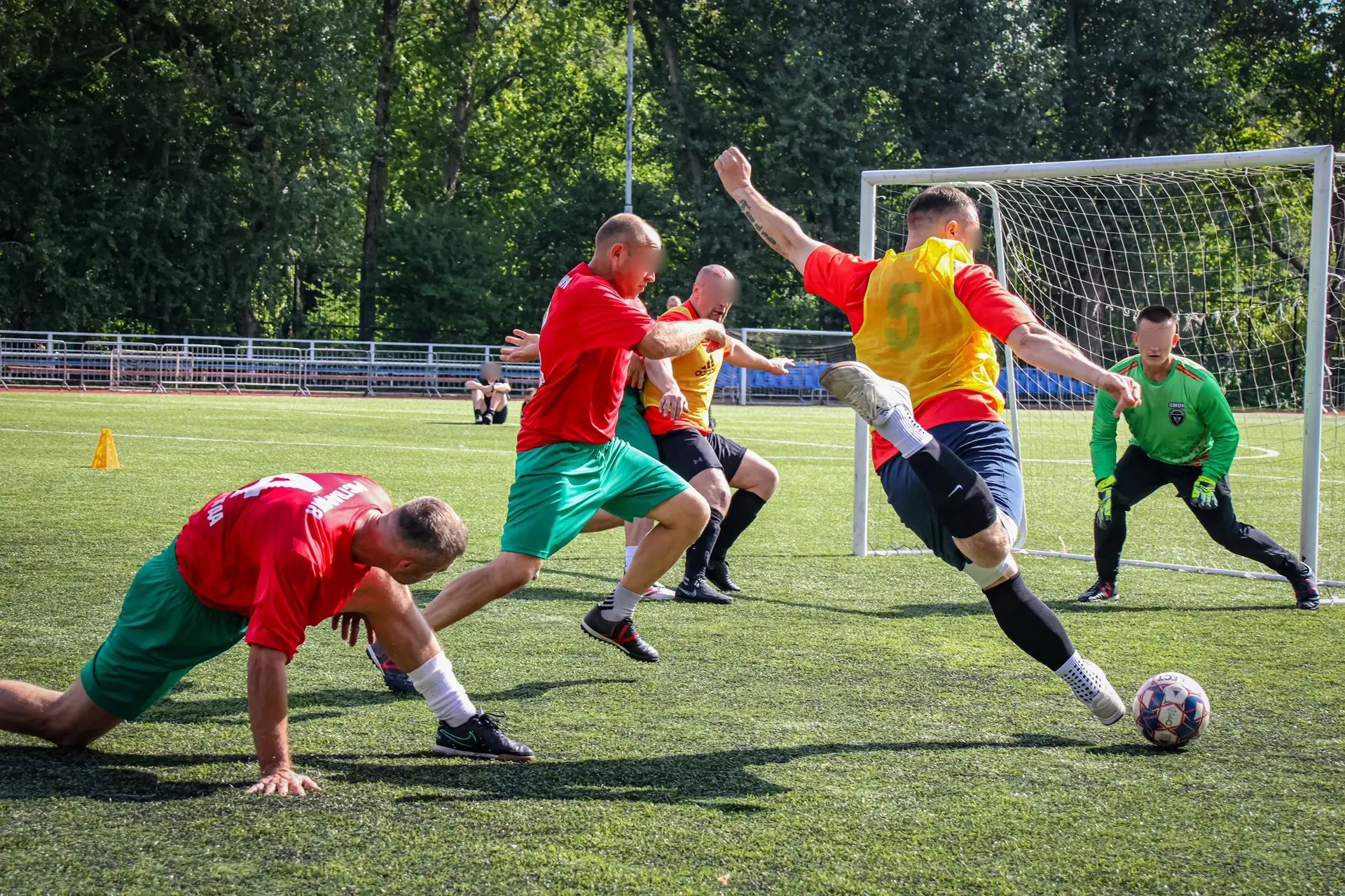 ⚽️В Санкт-Петербурге завершился чемпионат Северо-Западного округа Росгвардии по мини-фу...