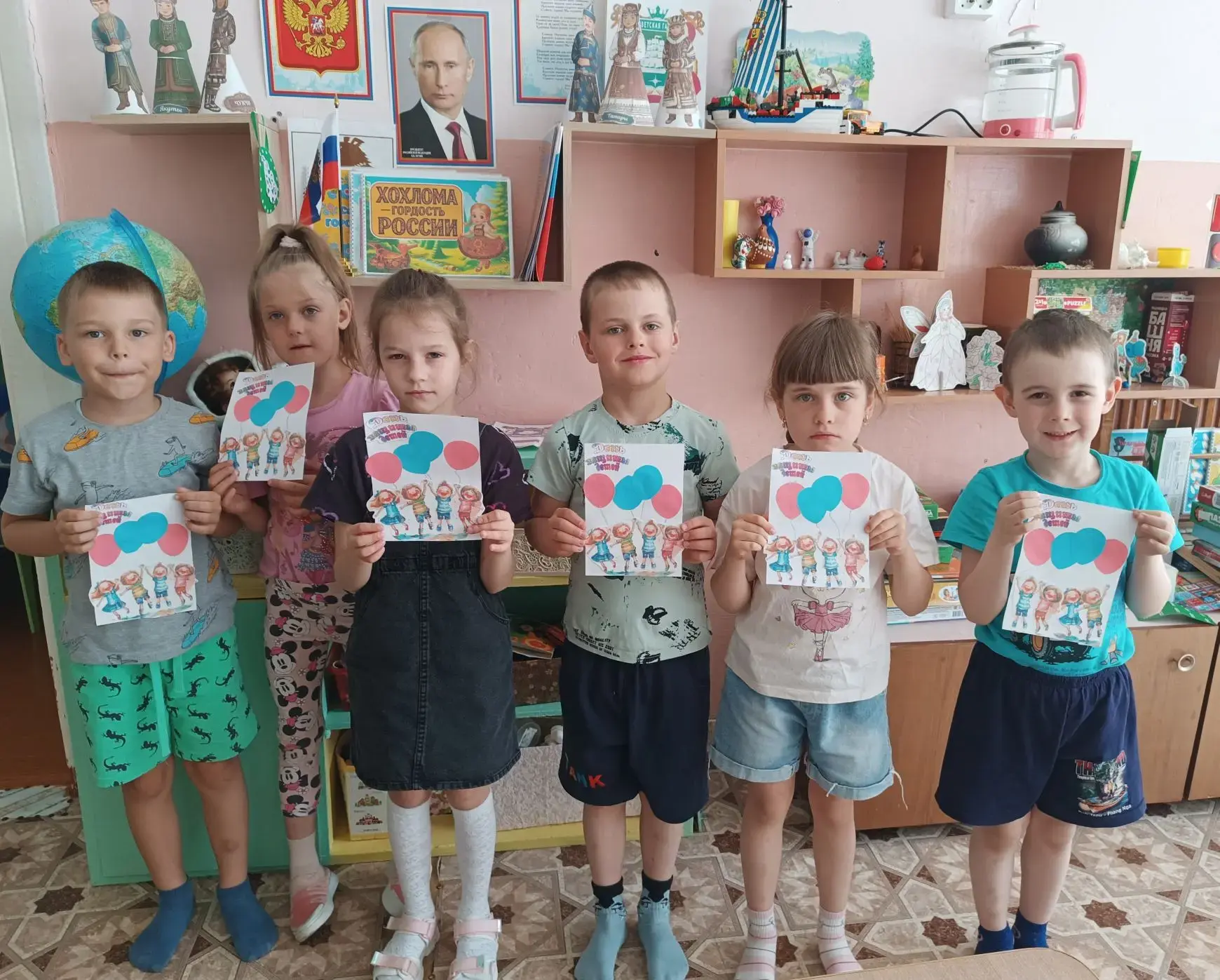 🎈В преддверии Дня защиты детей, специалист Дома культуры организовал увлекательный мас...