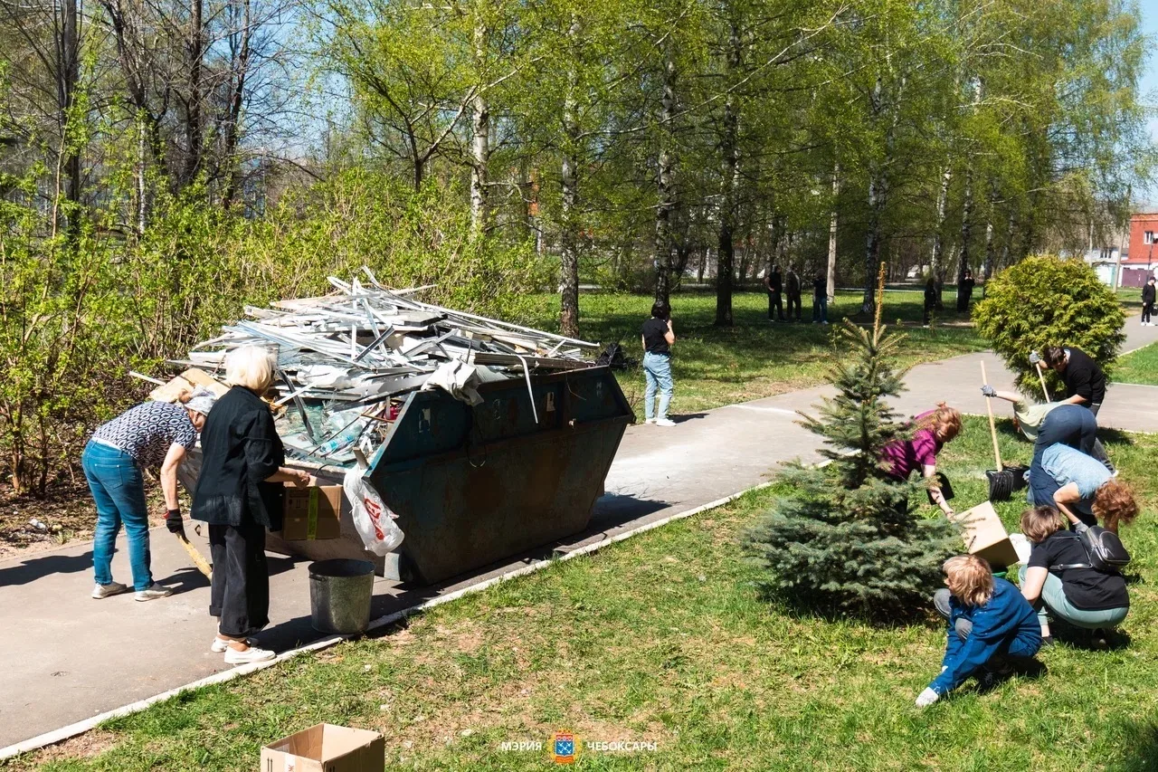 Продолжаем восстановительные работы  В эти дни наш город живет в едином порыве взаимопомощи и состра