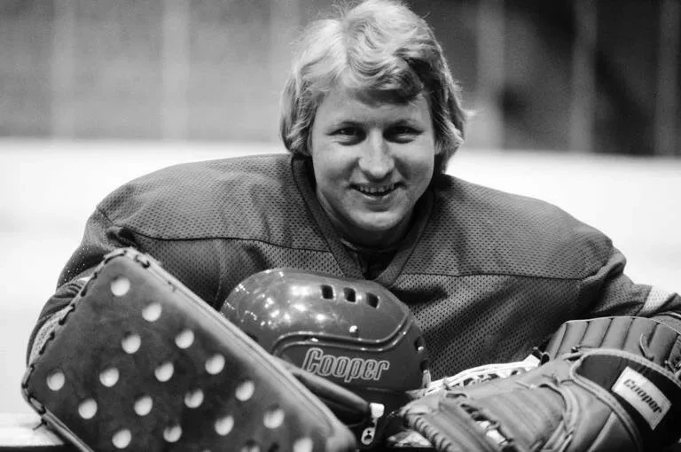 🥇 Шестикратный чемпион мира

🏒 19 июня 1955 года родился выдающийся советский хоккейный вратарь Вл