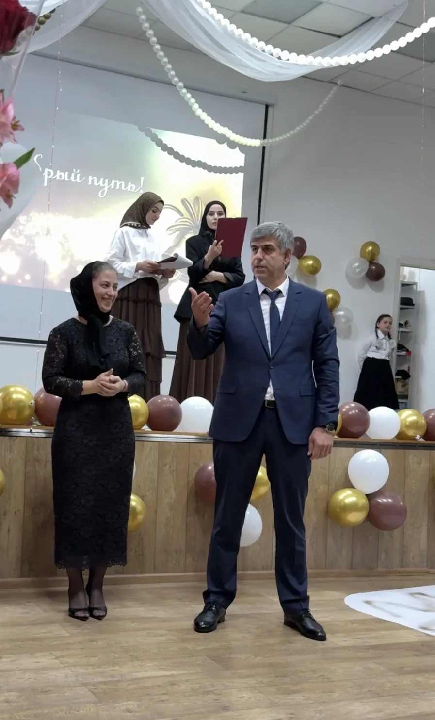 Министр энергетики и ЖКХ Ингушетии Умар Султыгов лично принял участие в торжественном м...