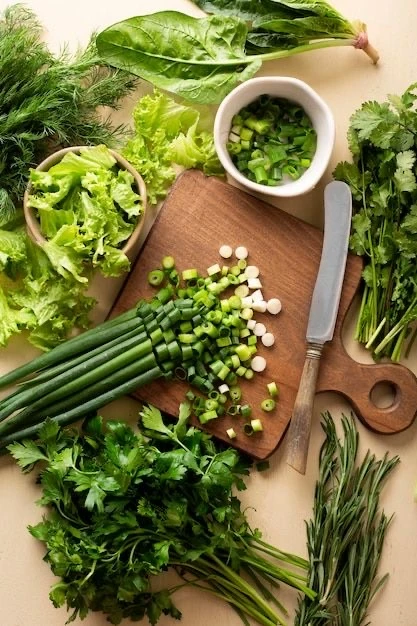 Весеннее меню: какие продукты помогут справиться с гиповитаминозом 🥗