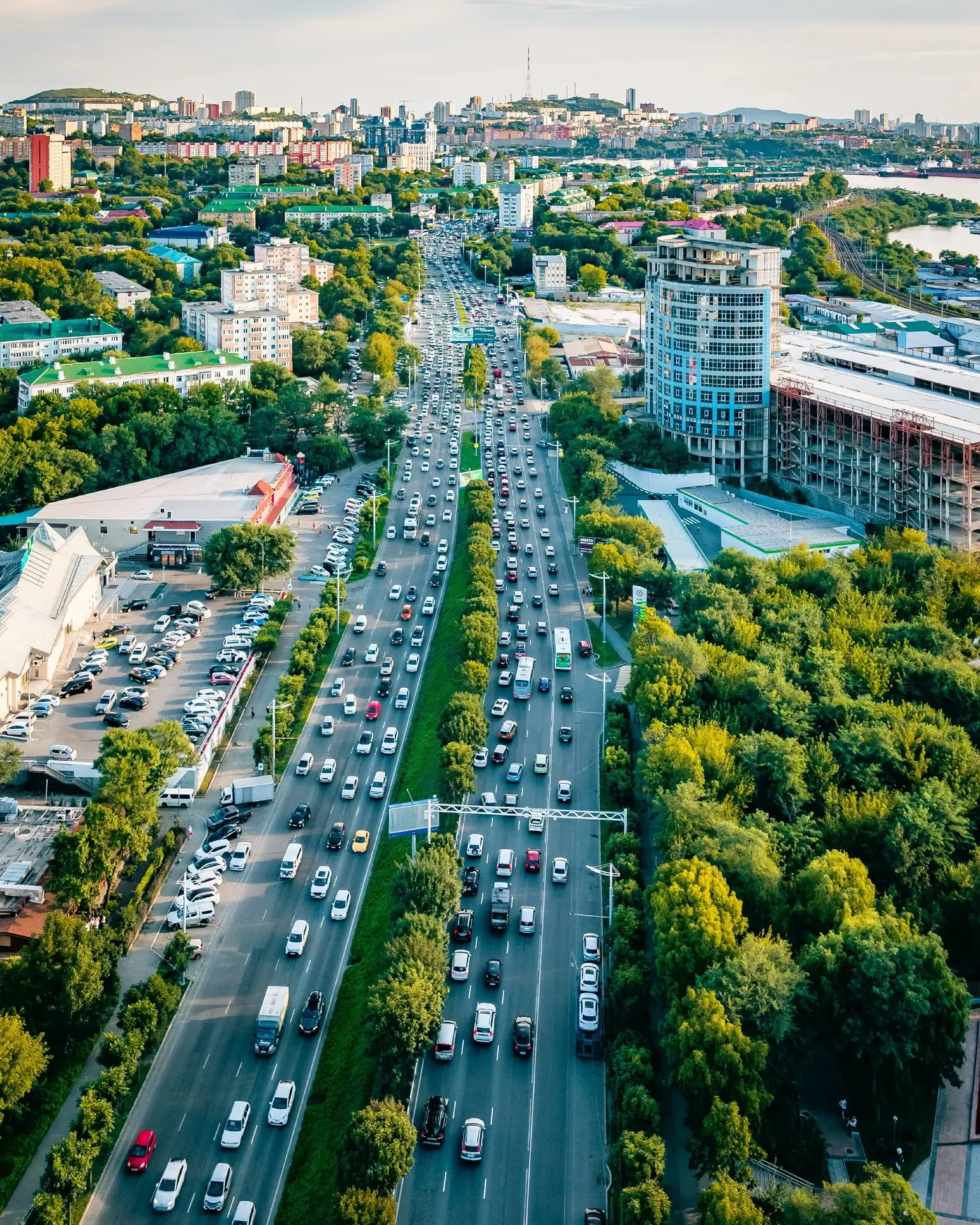 🌧️ Доброе утро, Владивосток! Сегодня, 2 сентября, во Владивостоке утром небольшой дожд...