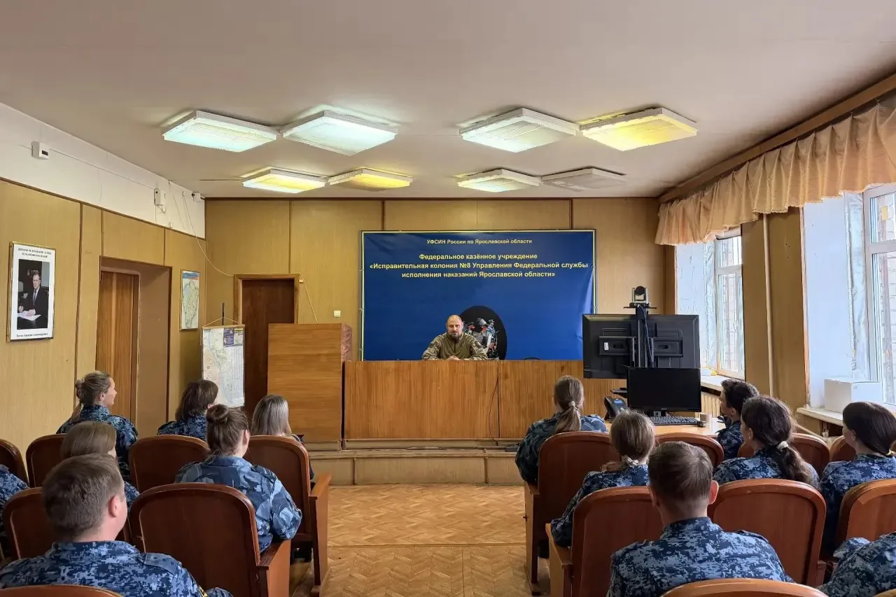 Сотрудники ярославской колонии присоединились к Всероссийской акции «Цвета Родины»