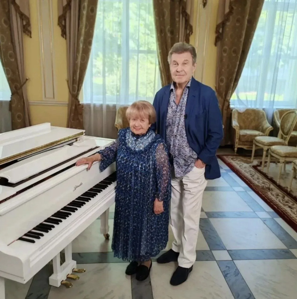 Лев Лещенко приехал повидаться с Александрой Пахмутовой. Александре Николаевне 96 лет