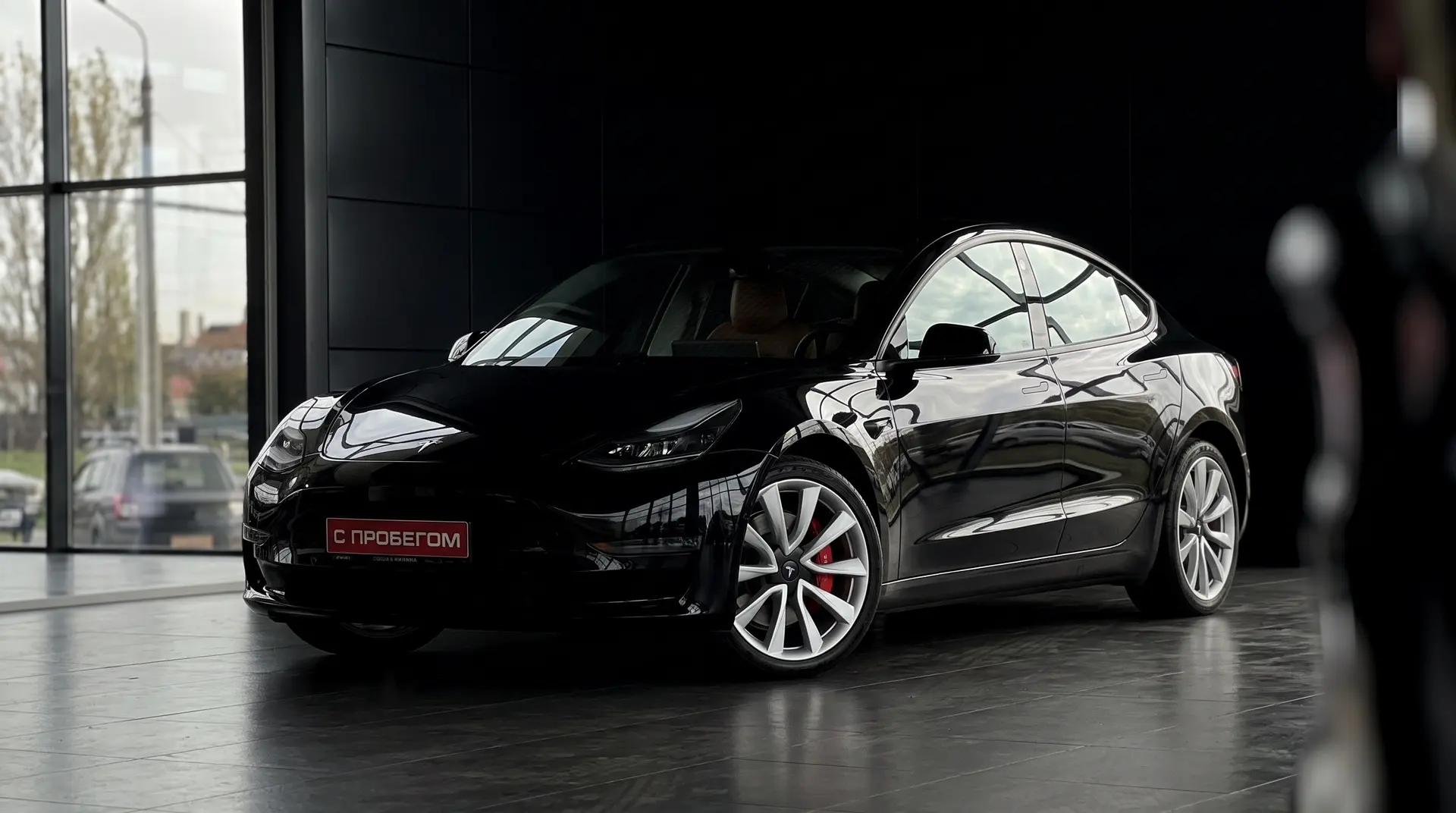 В продаже Tesla Model 3