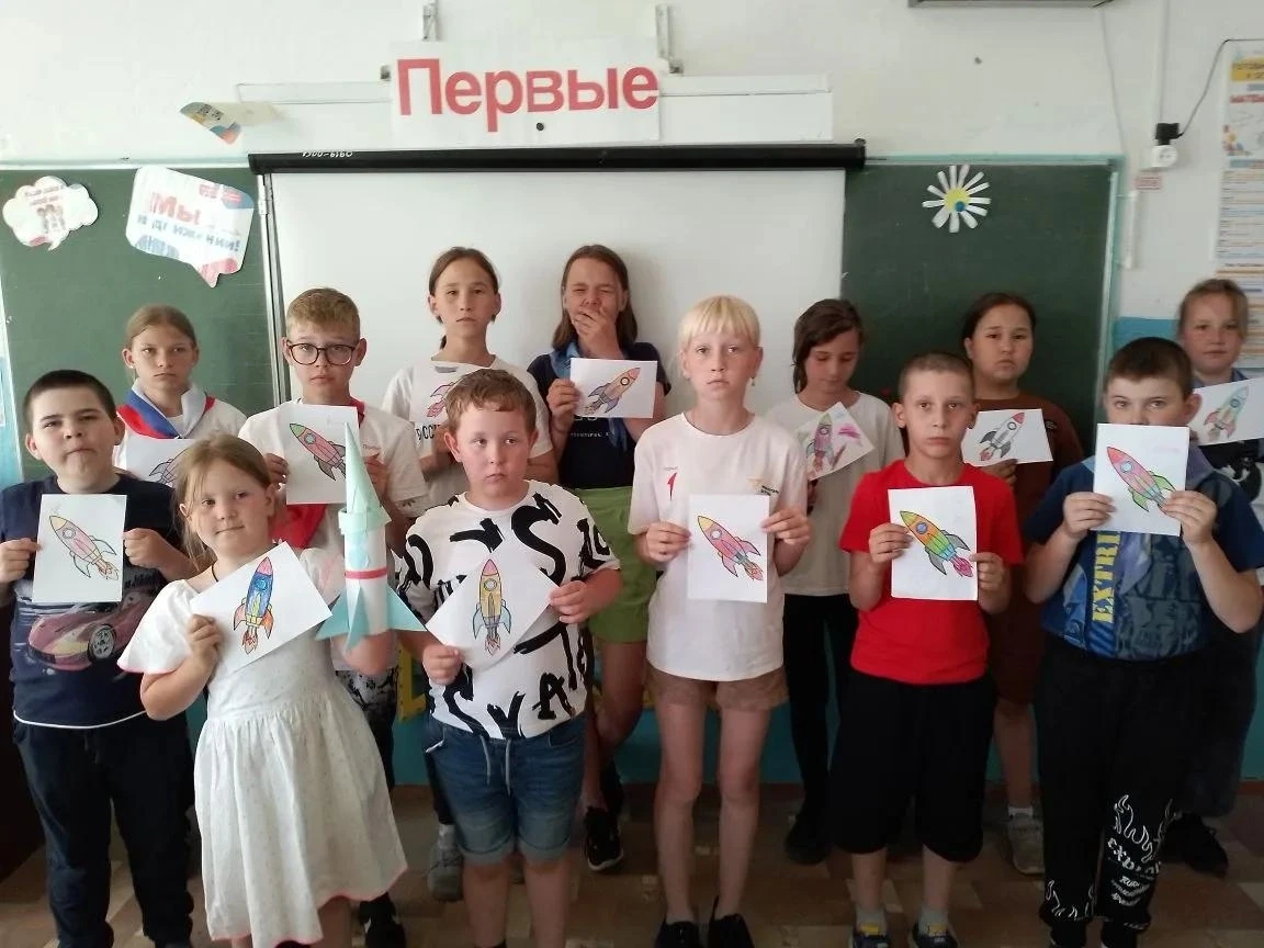 🚀 Тайны Великого Космоса: Четырнадцатый День Лагеря 🌟 
 
Сегодня, четырнадцатый день смены лагеря 