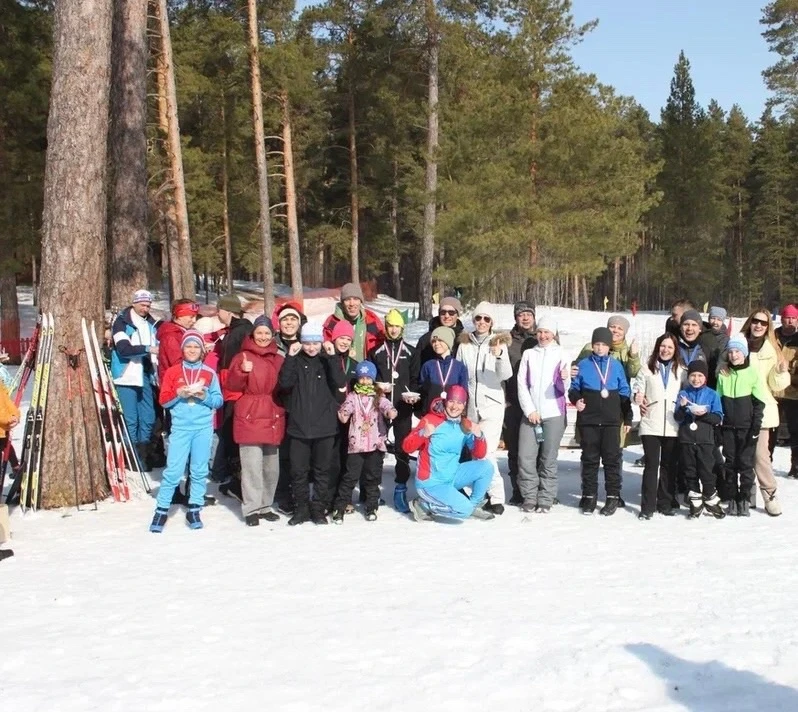 🎿⛷️ Закрытие лыжного сезона — по-семейному!  Есть традиции, которые делают нас сильнее. И одна из ни