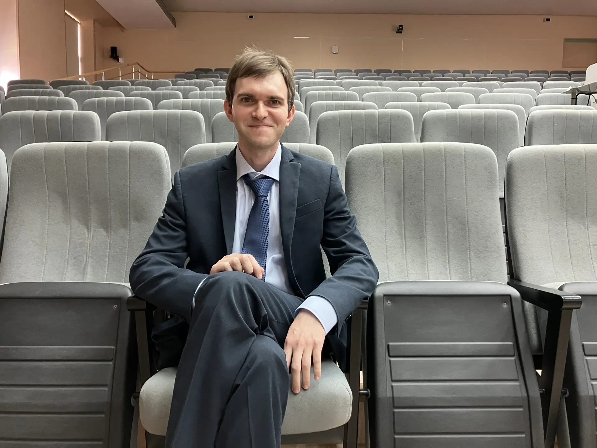 Поздравляем сотрудника ИЯФ СО РАН Тимофея Мальцева с успешной защитой кандидатской диссертации!

Очн