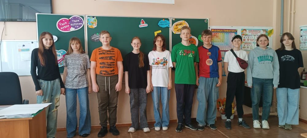 Ура! Лето официально началось, а вместе с ним распахнул свои двери наш школьный лагерь ...