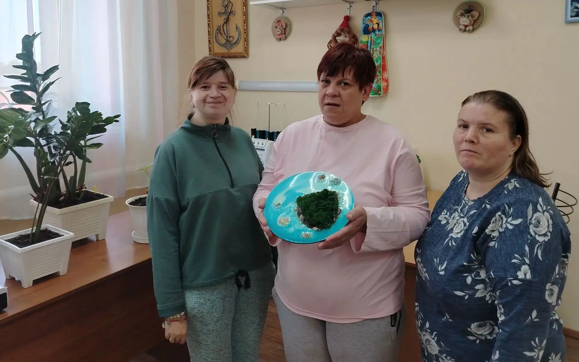 Сегодня в нашем доме прошло увлекательное событие — мастер-класс «Магия смолы»! Под рук...