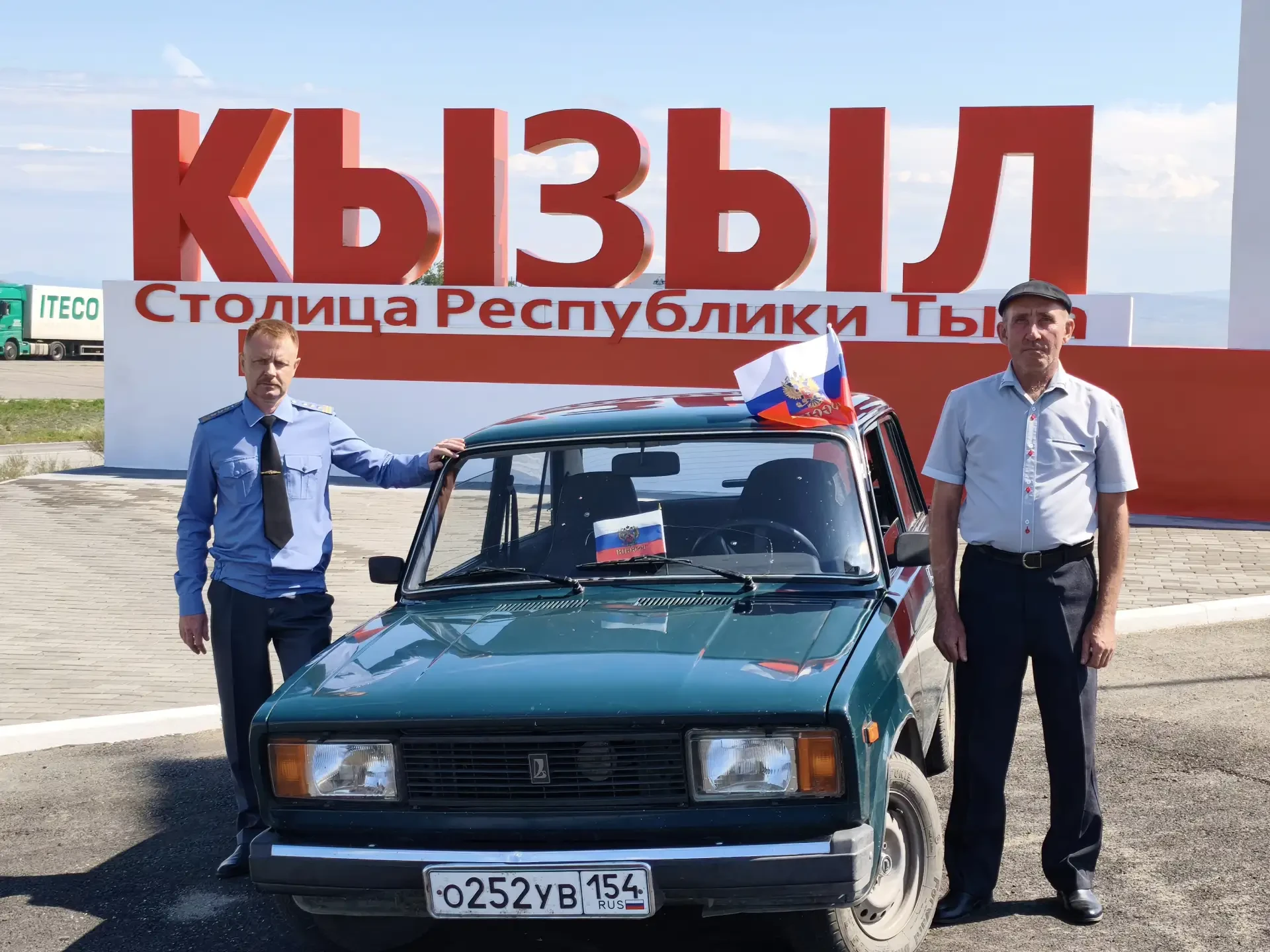Ространснадзор организовал доставку служебных автомобилей для бойцов в зону СВО