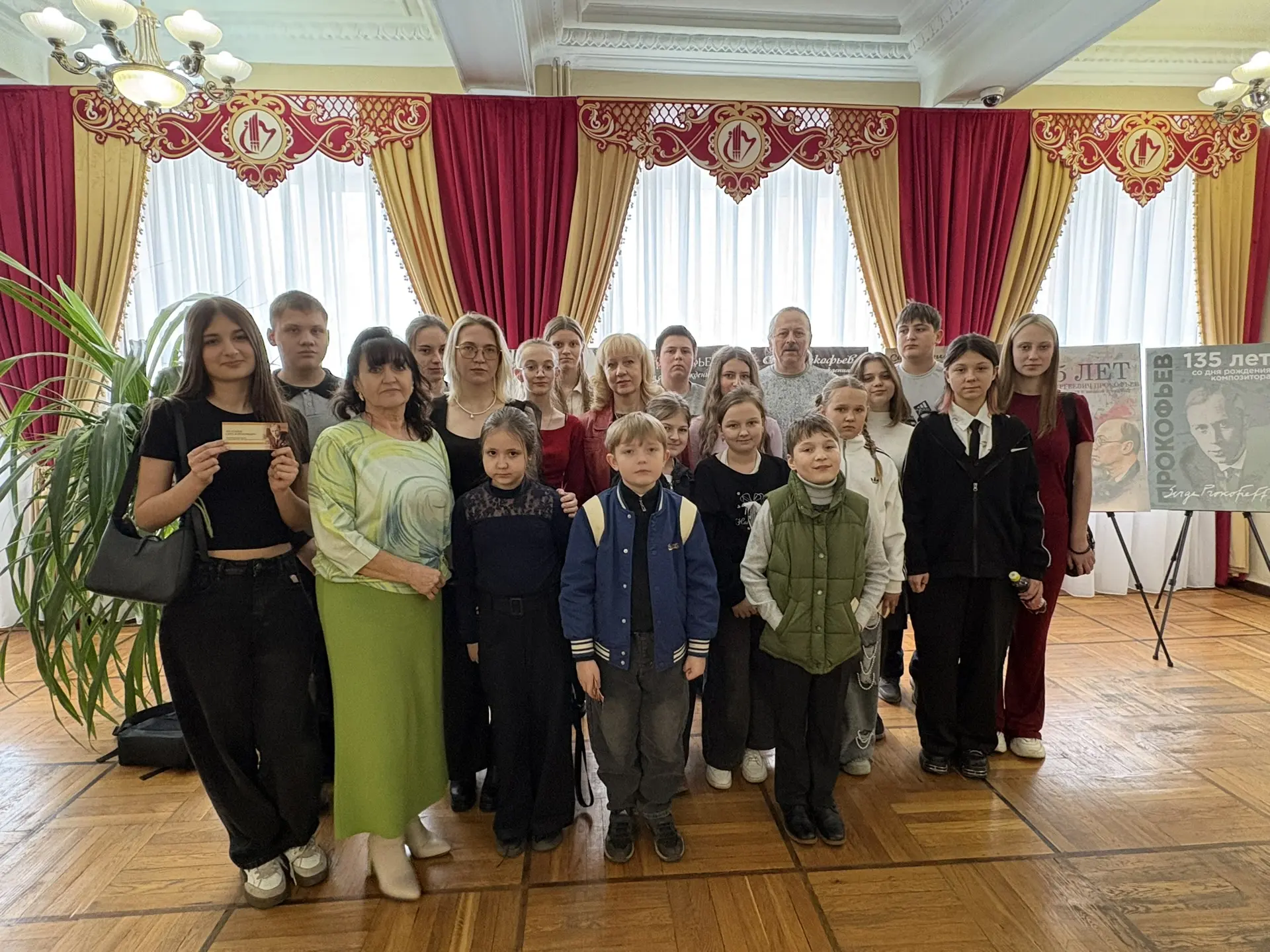 🎶 Гала-концертом в Донецкой филармонии торжественно завершился Открытый фестиваль совр...