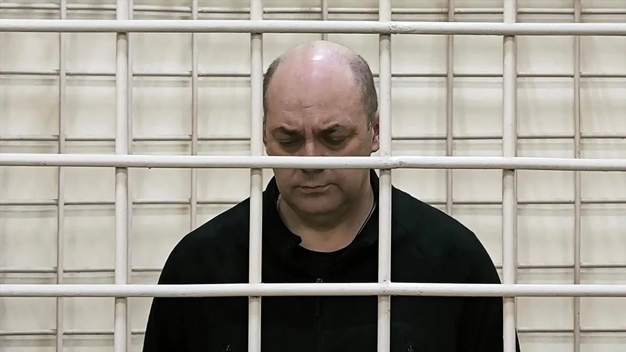 Экс-губернатор Курской области Алексей Смирнов будет печь хлеб в исправительной колонии строгого реж