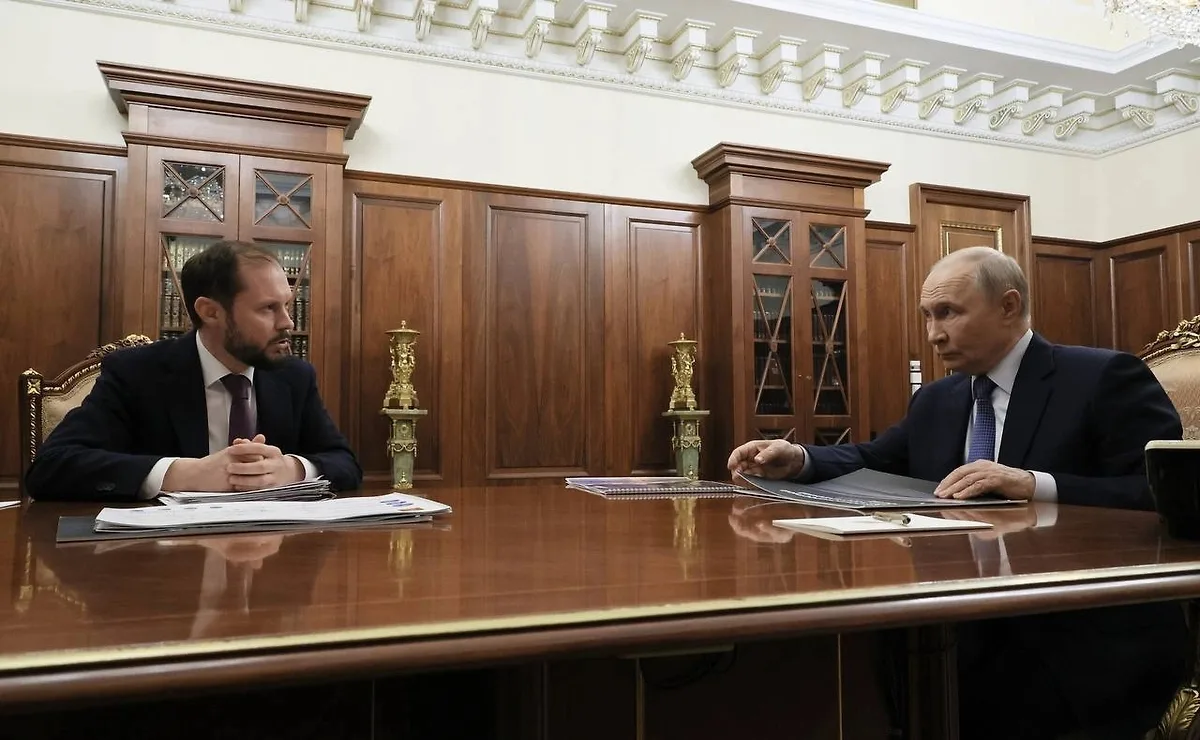 Путин обсудил развитие Тверской области с врио губернатора Королёвым