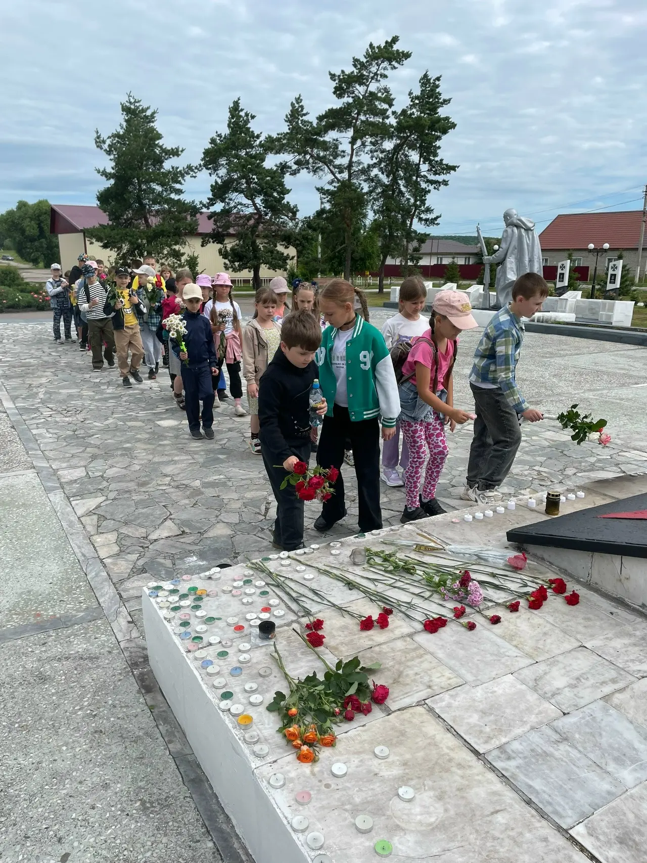 ЛЕТНИЙ КАЛЕЙДОСКОП
ЛЕТНИЕ КАНИКУЛЫ В ПЕРВОЙ БЕКОВСКОЙ
☀ДОЛ "Солнышко" представляет 👍
22 июня в лаге
