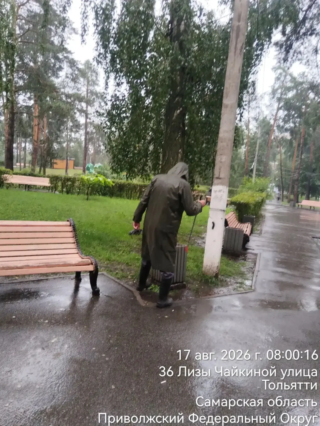 Дождь работе по наведению порядка и чистоты не помеха☔️