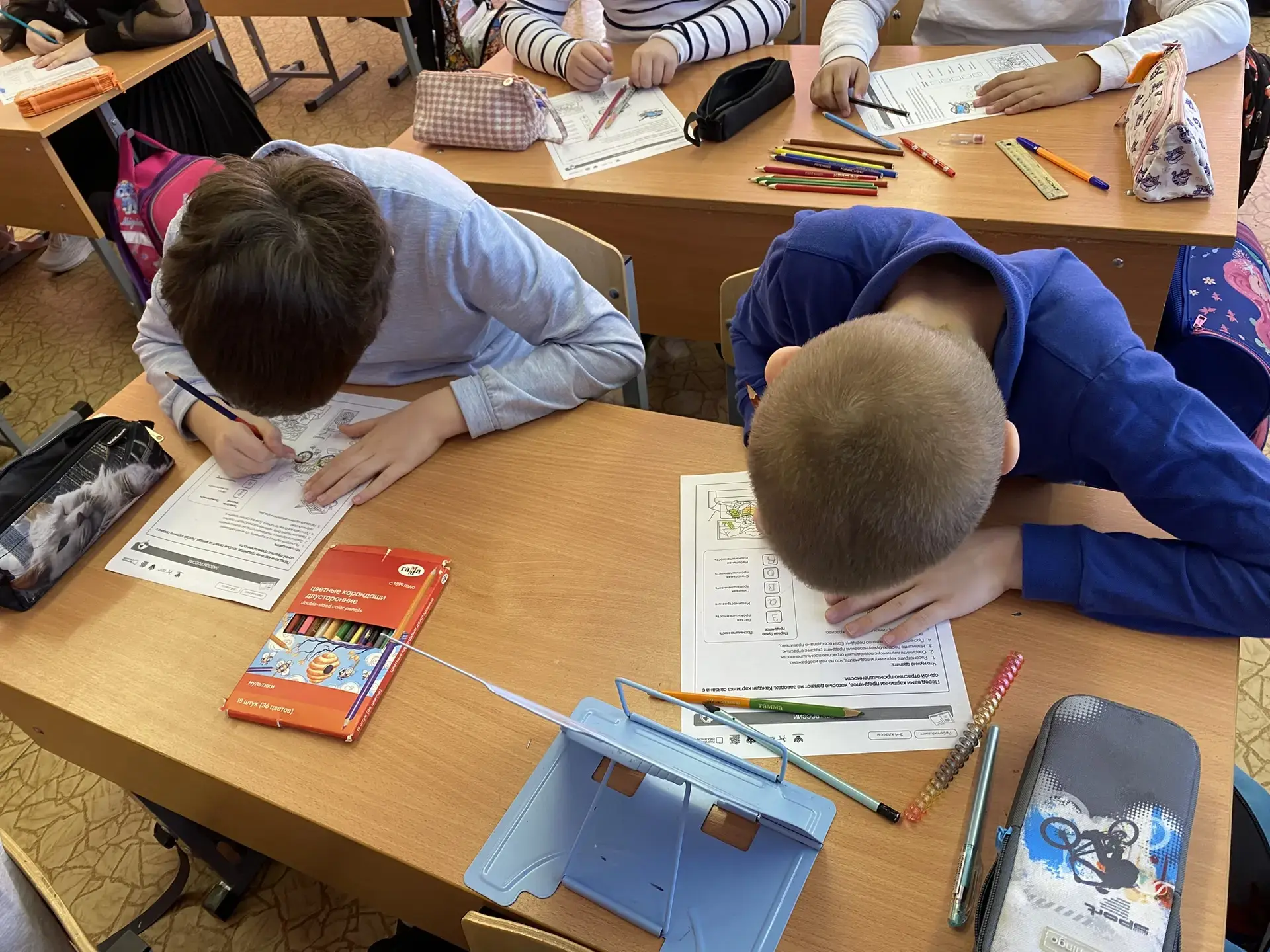 РАЗГОВОРЫ О ВАЖНОМ   🗓️16 марта в школе прошли уроки "Разговоры о важном", на тему: "Заводы России" 