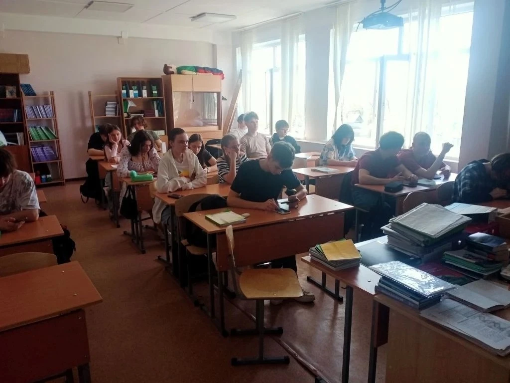 Герои спорта — герои войны 5 мая в 1 корпусе Серпуховского колледжа прошла информационная беседа «Ге