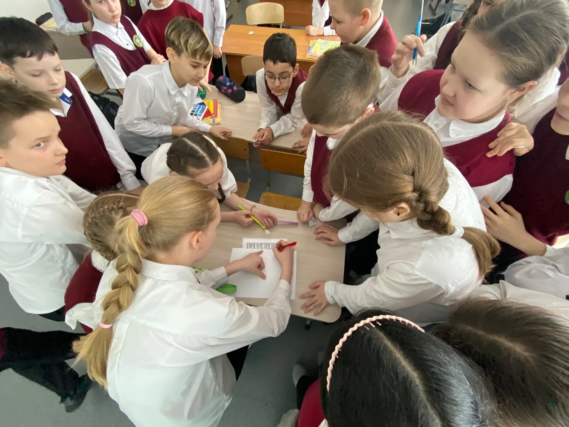 Парад наук завершён! 🔬✨  В нашем лицее прошли очень интересные НЕ-уроки в рамках Парада наук. Ребята