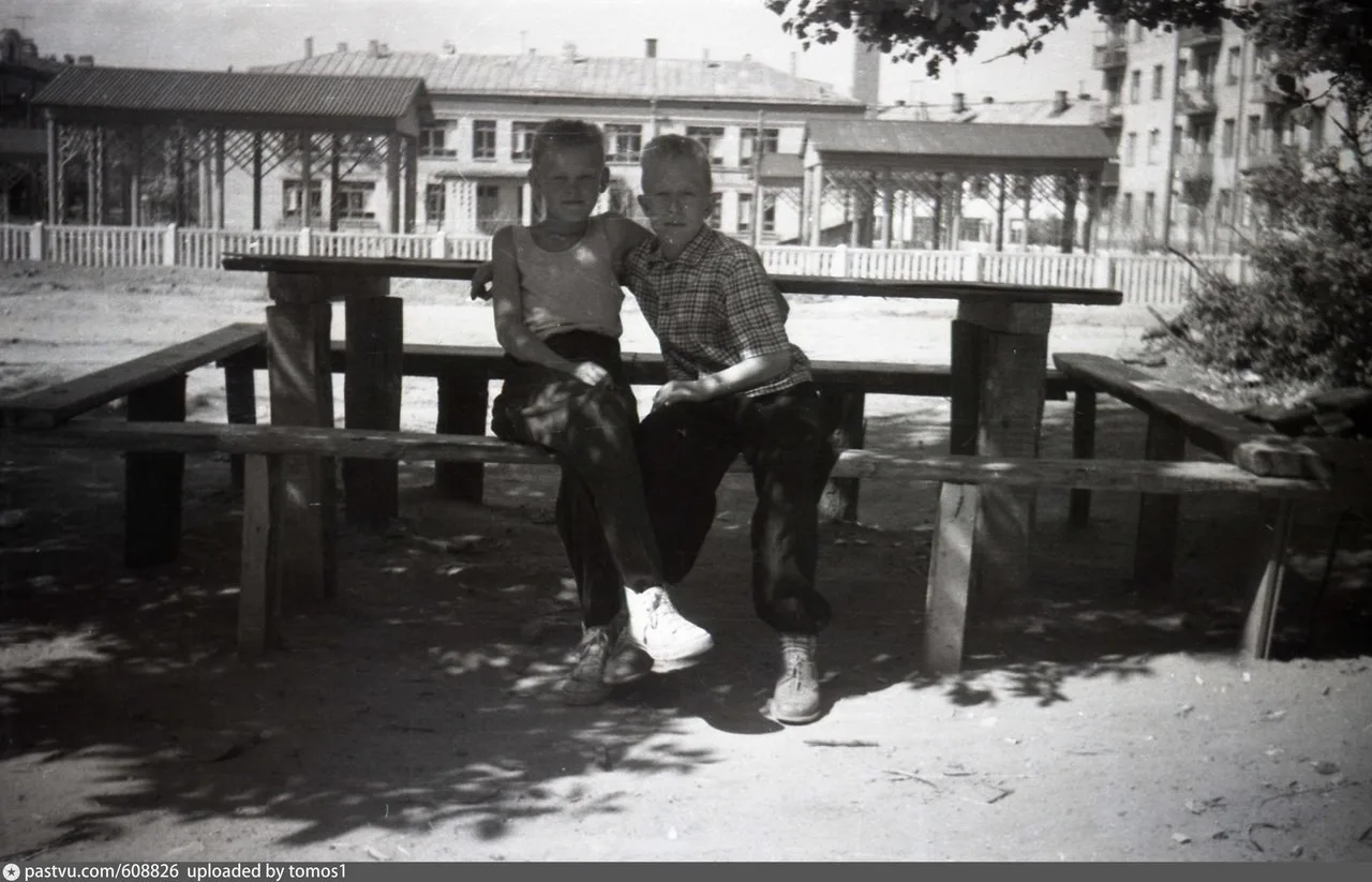 Текстильщики, во дворах
