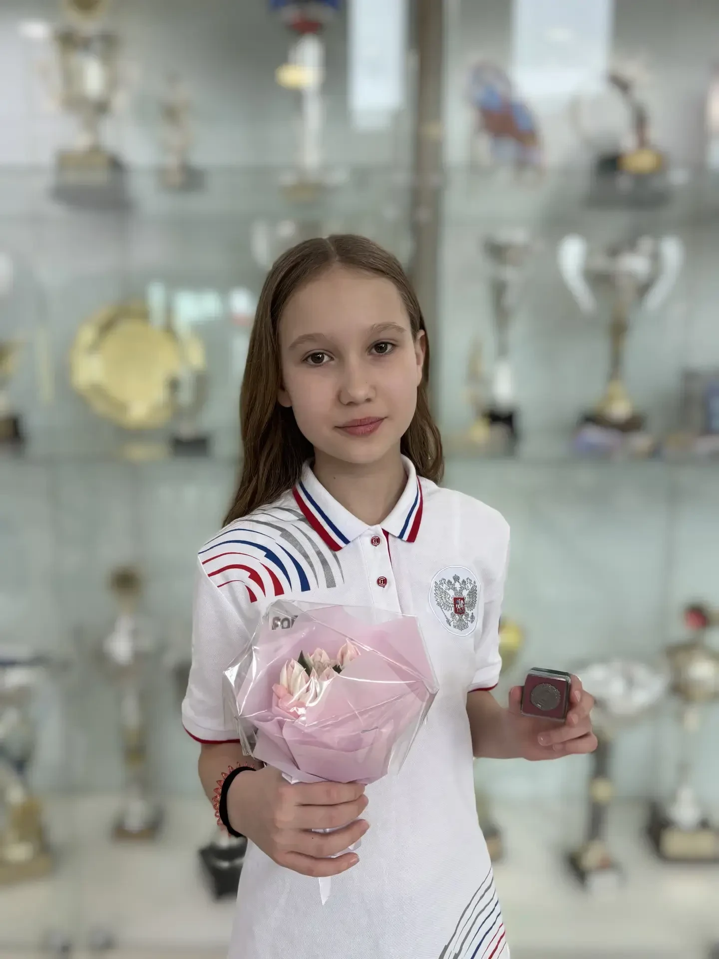 Поздравляем гимназистку 5Б класса Егорову Марию с блестящим выступлением на Первенстве ХМАО по синхр