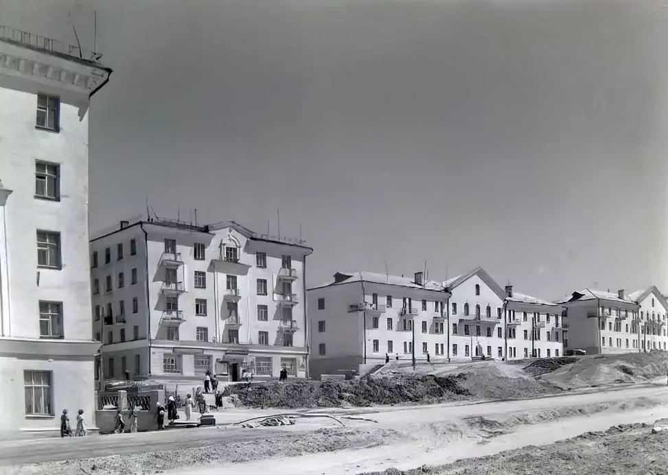 ✨ Ретро Златоуст

Проспект Сталина
Фото: 1957 год.