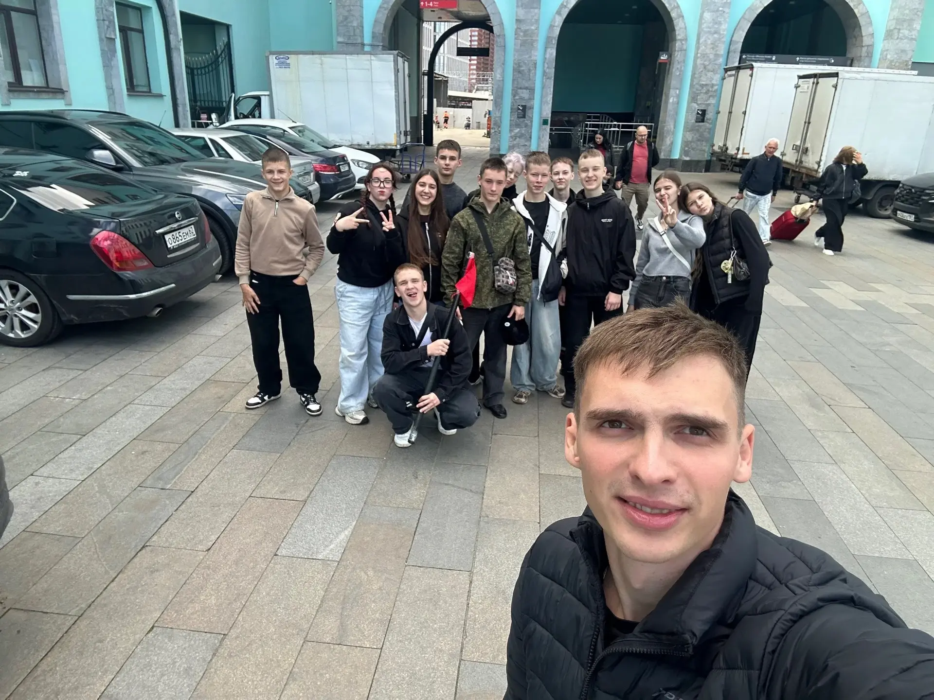 Уже в пути ! Команда кадетской школы отправилась покорять Зубренок !