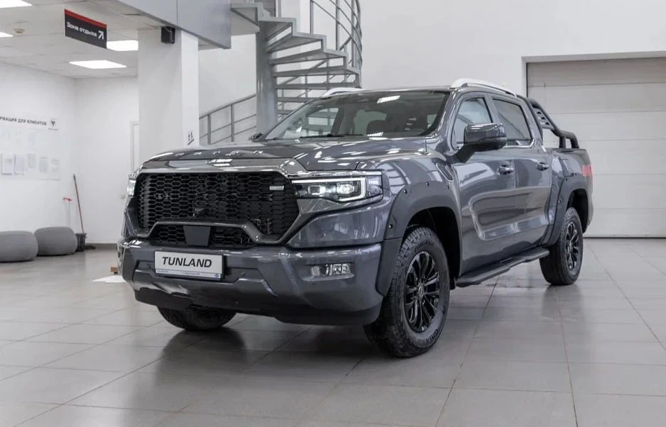 В России появился китайский пикап в стиле RAM 1500  В России стартовали продажи нового Foton Tunland