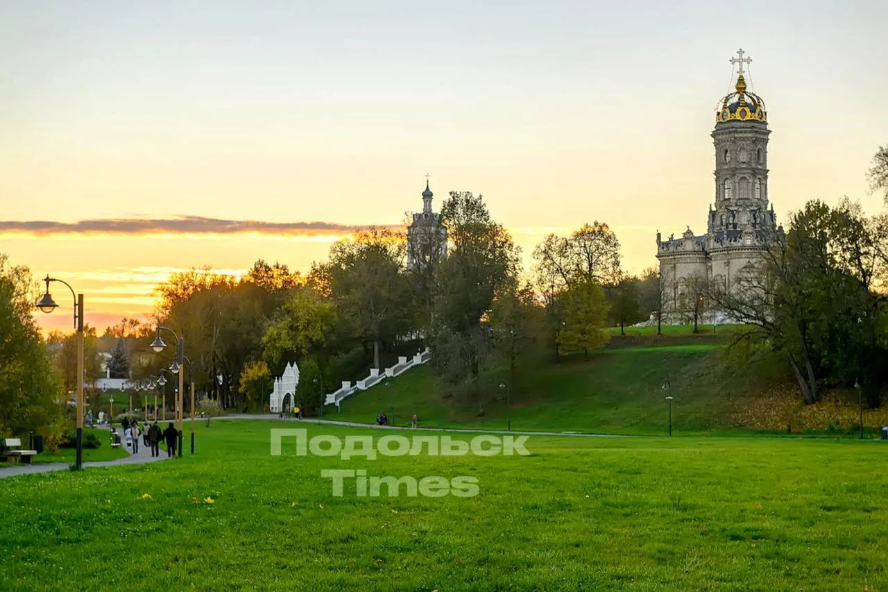 Где любите прогуливаться перед сном? Ловите атмосферу из Дубровиц.