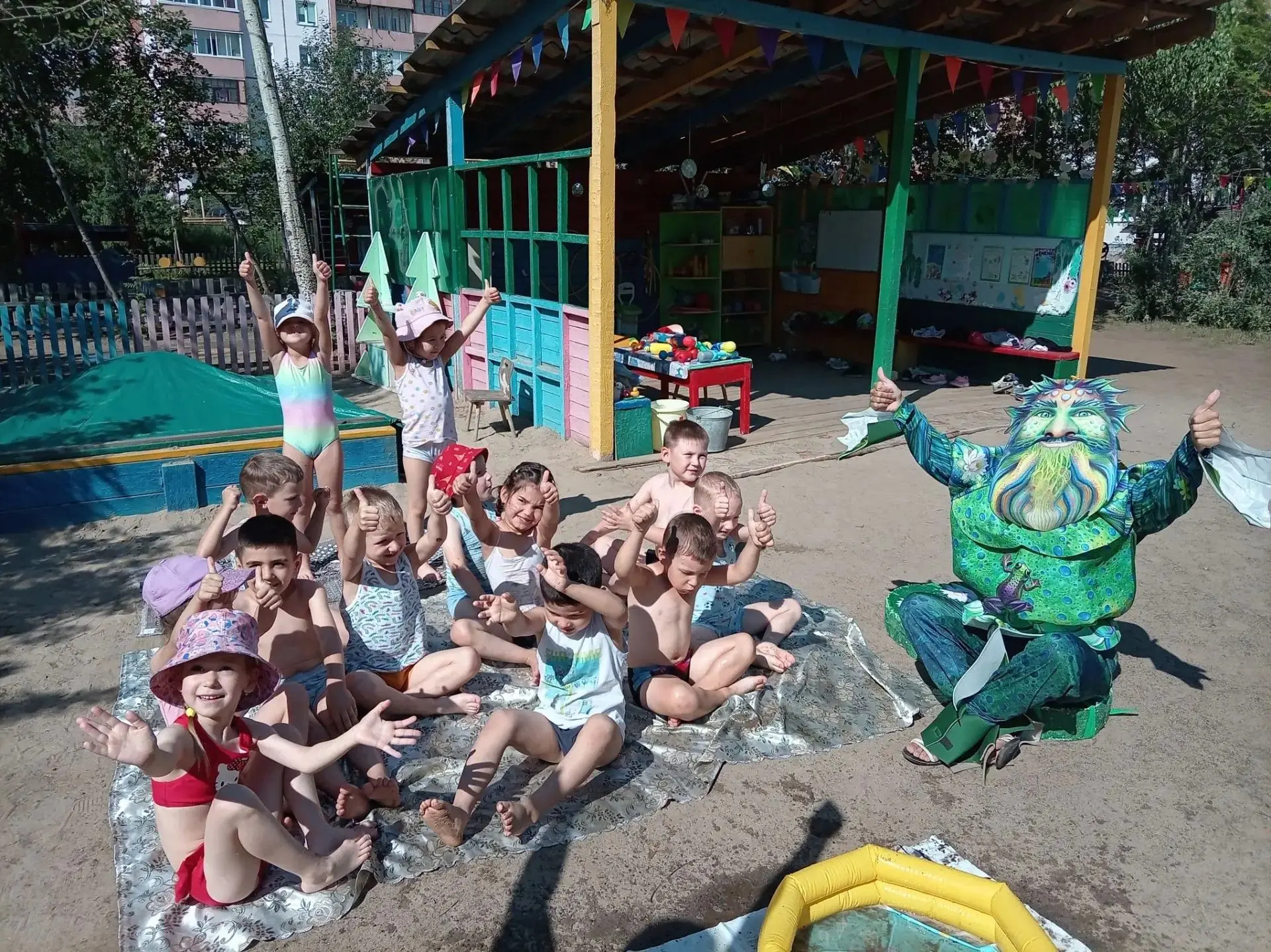 💦 «Водные забавы!»: как прошел наш веселый день в группе «Ромашка»
Лето — идеальное время, чтобы со