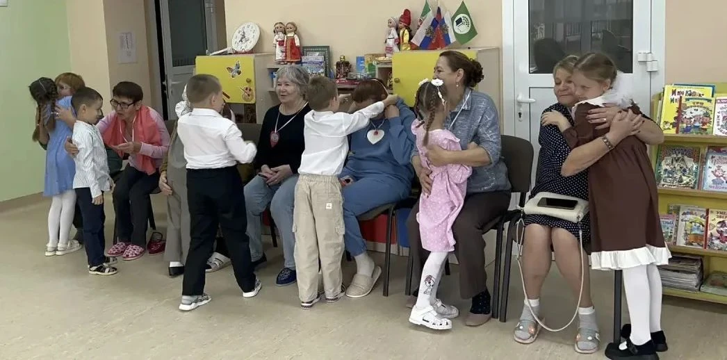 🥰 «Бабушки — это лучик тепла в каждом доме!»