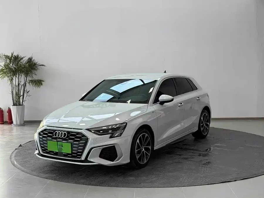 📊 Audi A3 2022 Sportback 35 TFSI Progressive Sport