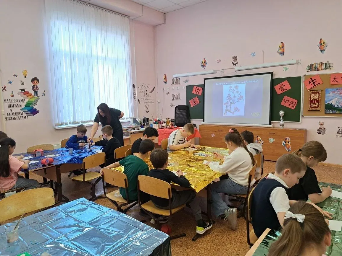 А теперь... путешествие по станциям.                                               Станция"Сакура" У