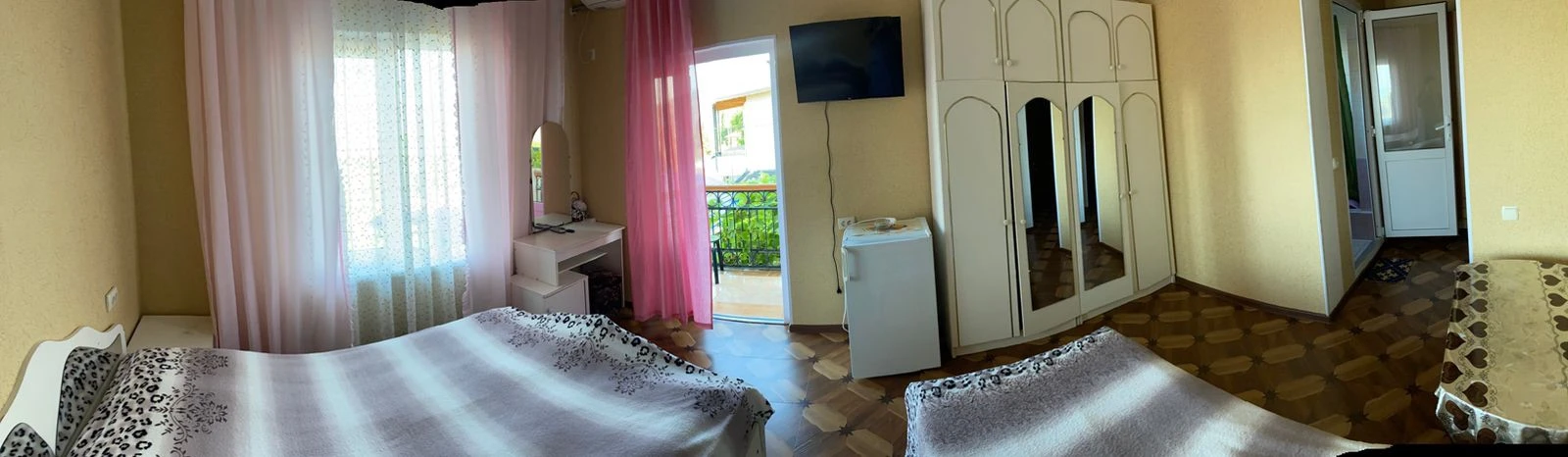 📍#АБХАЗИЯ #ГАГРА
🏡 ул.Генерала Дбар(Ленина) 3пер. Д 12

🔥Открыта бронь на 2026 г
Вы можете провес