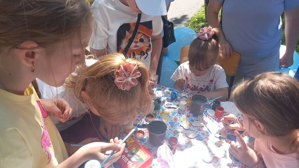 🔥В первый день лета, 1 июня, в рамках городского празднования Дня защиты детей, активи...