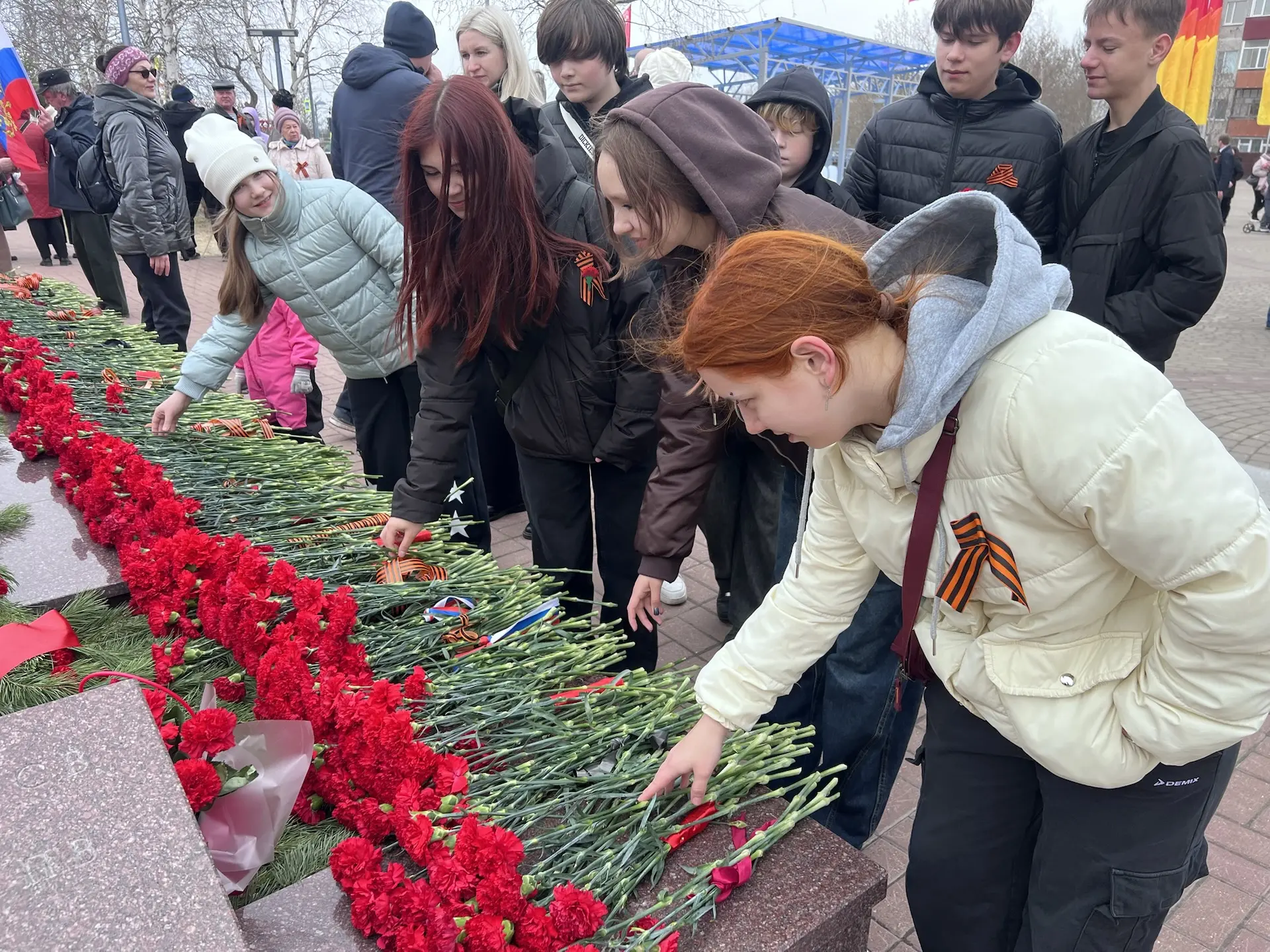 С Днем Великой Победы!  Сегодня, 9 мая 2026 года, наш 8 «Б» класс хочет сердечно поздравить нашу люб