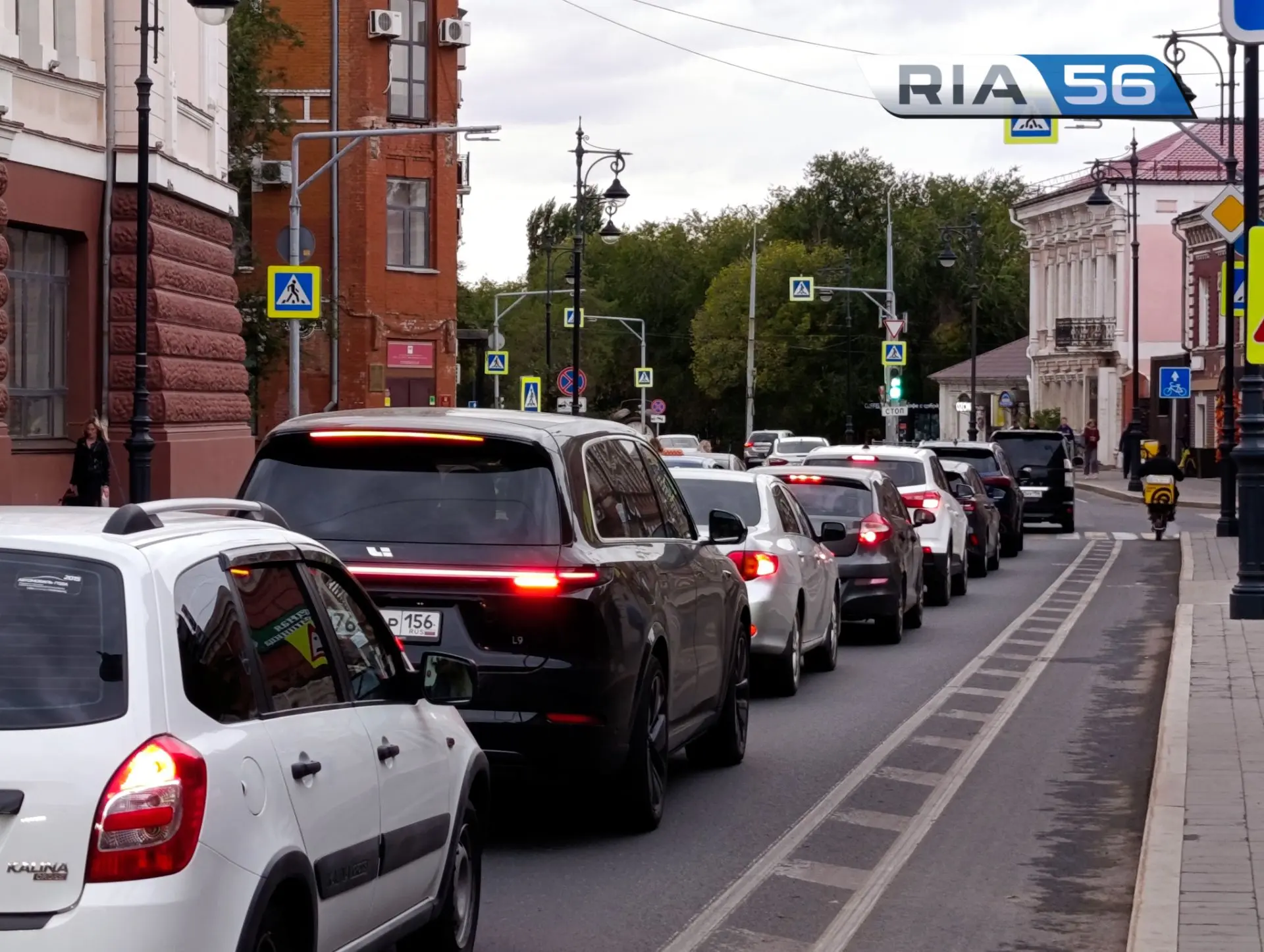 🚗Оренбург застрял в утренних пробках: ситуация на дорогах 30 сентября