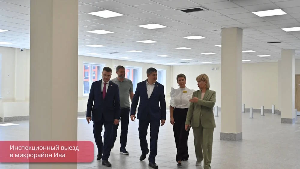 Губернатор Прикамья Дмитрий Махонин и глава Перми Эдуард Соснин в ходе выездного совещания оценили г